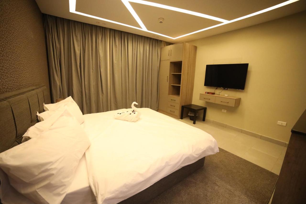 فندق صحارى الخليج Sahara Gulf Hotel Apartments Amman Exterior foto