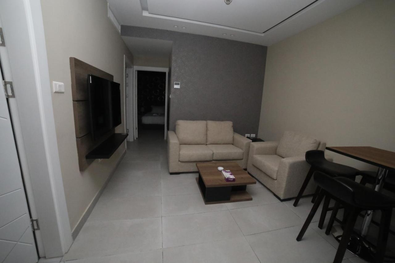فندق صحارى الخليج Sahara Gulf Hotel Apartments Amman Exterior foto